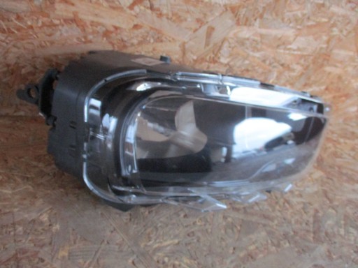 light front front right CITROEN C4 CACTUS LIFT 18