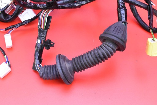 bundle wiring door left front 82152-0DQ30-C TOYOTA YARIS CROSS 20