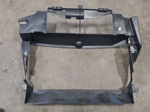 КОРПУС РАДІАТОРА ПЕРЕДНИЙ IVECO DAILY 2.3 504136613