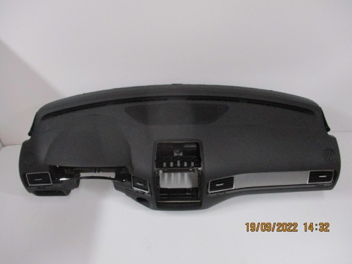 dashboard VW TOUAREG 7P0 damag.