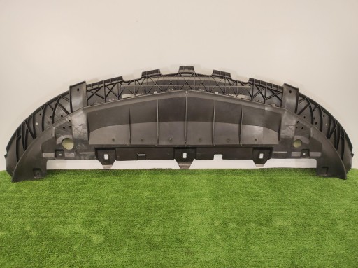 A1768850236BM A1768850136SA - Защитная пластина бампера MERCEDES A-Class W176 AMG