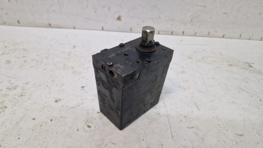 Насос підйому кабіни volvo fh fm 21241914