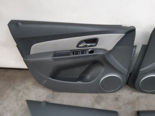 side side komplet Chevrolet Cruze 1,8i sedan
