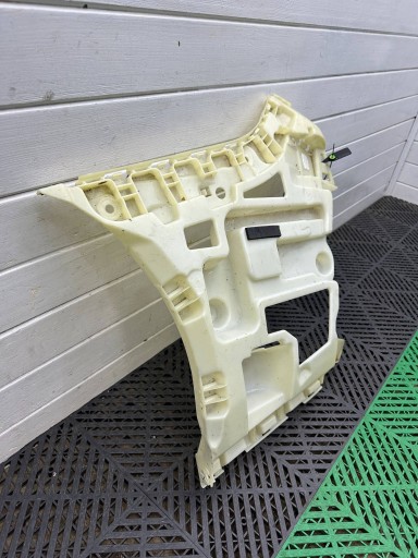 bumper bracket of the rear rear part BMW 4 G26 8078585