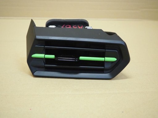 8Y1820901A - Вентиляційна решітка AUDI RS3 A3 8Y