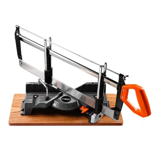 NEO 44-600 КУТОВА ПИЛА 600 ММ