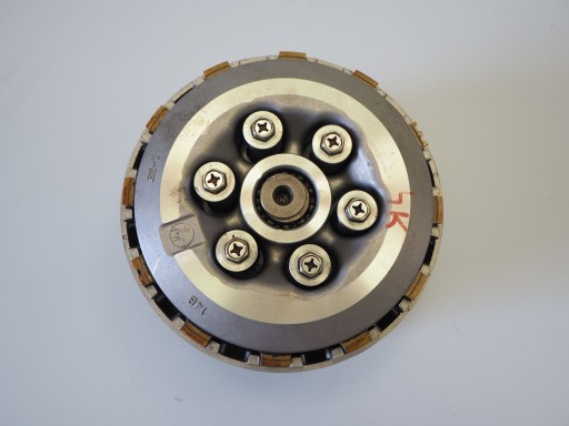 2053149019651656 - YAMAHA YZF-R1 1000 RN22 09-15 КОРЗИНА СЦЕПЛЕНИЯ