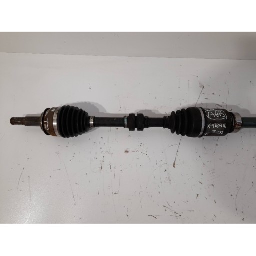 Nissan X-Trail T32 1,6DCI 4WD Manual semi-axis front right (A643)