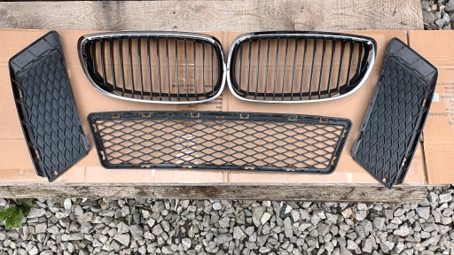 1262021208 1262041208 - Решітки нирок BMW 3 E92 E93 перед ліфтом решітка нирок