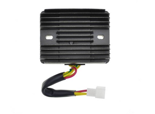 32800-33E20--1 - РЕГУЛЯТОР НАПРЯЖЕНИЯ-SUZUKI VL 1500 LC INTRUDER