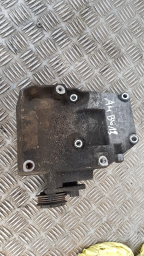 AUDI A4 B6 1.9 TDI holder KOMPRESORA 038260885