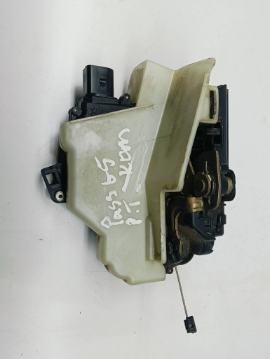 lock door right rear part 6 Pin Volkswagen Passat B5 00r 07030A