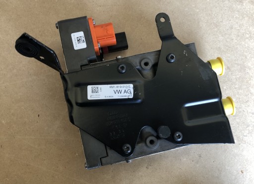 12E963231J 12E - Теплообмінник vw audi seat skoda porsche 12e963231j.....