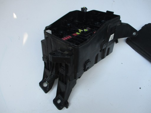 MODULE FUSIBLES TOYOTA RAV 4 IV 12R