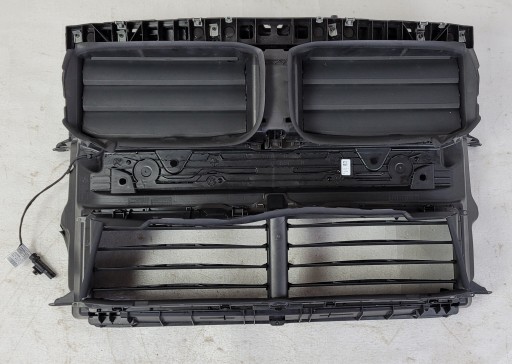 S11989A 5174187798-15 - Воздухозаборник жалюзи BMW X1 F48 2015-