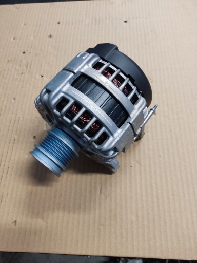 Генератор 140a audi vw original 05l903028h новый