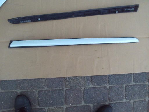 НАКЛАДКА ОКНА ПЕРЕДНЯЯ СПРАВА CITROEN C5 08>