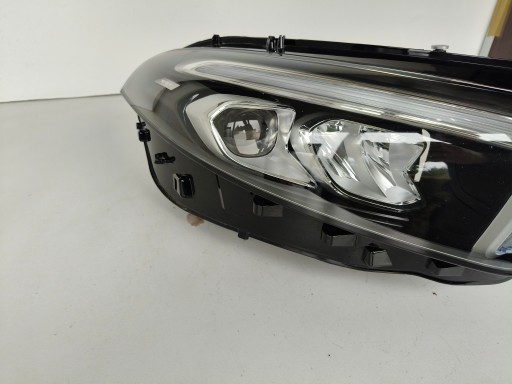 light right REFLEKTOR MERCEDES A-KLASA W177 18- FULL LED
