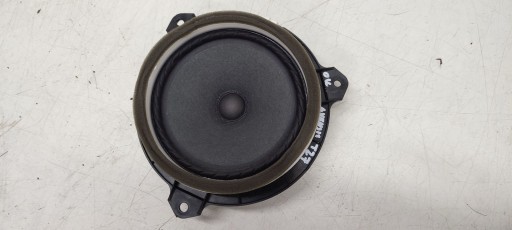 speaker speakers door Toyota Avensis T27