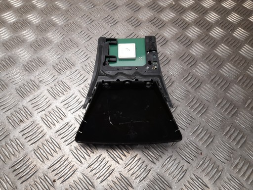 1514448-01-G, 1599097-00-B - Передняя камера tesla model y 2022 151444801g