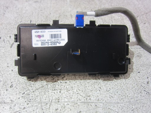 KIA SORENTO IV MQ4 aerial module ANTENY DACHOWEJ RADIA NAVI USA 96240-R5600