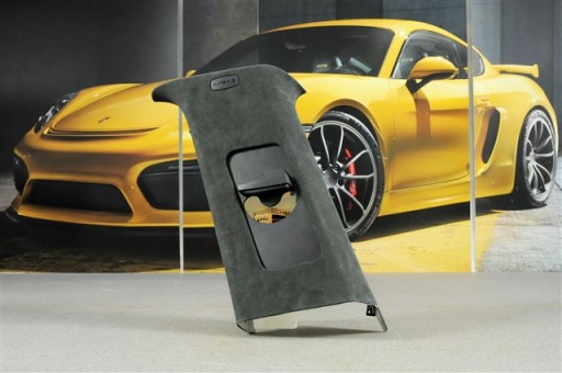 Porsche 955 Cayenne оббивка / C-стійка Alcantara R