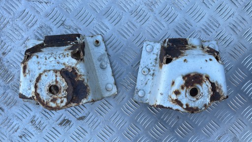 КРІПЛЕННЯ КРОНШТЕЙН ЛАПА РЕСОРА ЗАДНЯ MASCOT MASCOTT