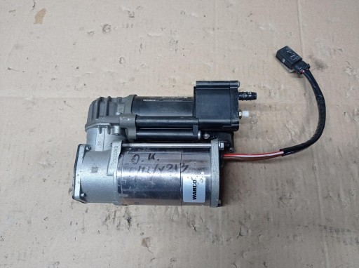 P-3475 - Компресор підвісу Мерседес В213 Кс213 С213