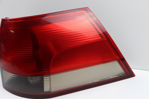 OPEL VECTRA C Licht rechts heck hinten CIEMNA DYMIONA KOMBI 13184023 EUROPA