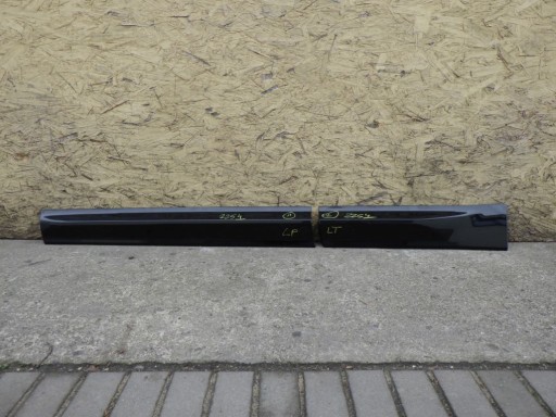 VOLVO XC60 XC 60 2 II 17- moulding door left front rear
