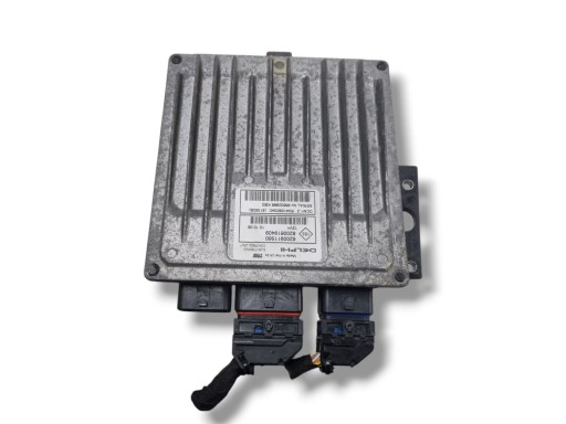 control unit of the engine Renault Clio 3 2009 8200911560