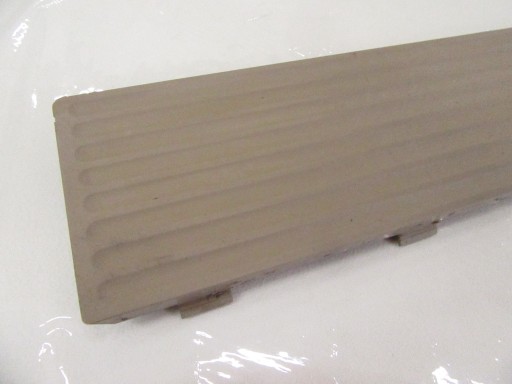 lista fedél podstopnica fedél podnozek BMW e53 X5
