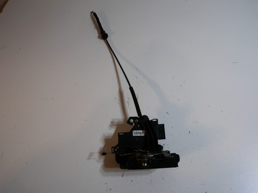 lock door VW PASSAT B5 3B4839016J