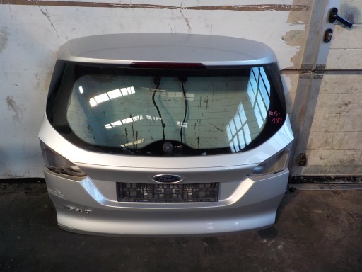 ФОКУС МК3 ЗАДНЯЯ ДВЕРЬ КОМБИ 2017