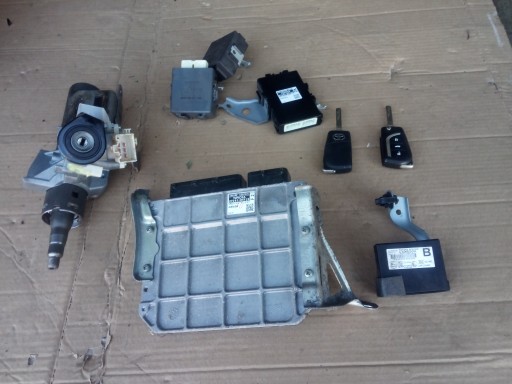 89661-05f20 2,0 - Toyota avensis t27 12-15 підйомний двигун контролер 2.0 d-4d 124км б/в