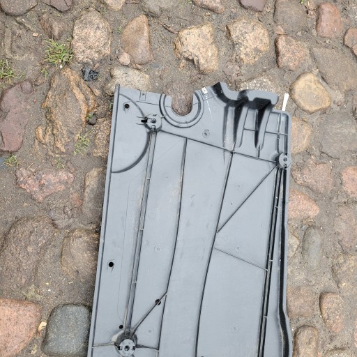 cover chassis SEAT ARONA 2q0825201B