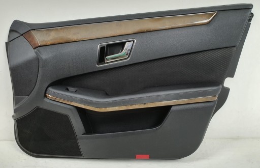 Обивка бекон правый передний MERCEDES W212 Европа