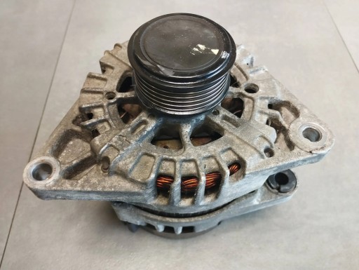 Hyundai ix35 1.7 CRDI alternator 37300-2A650