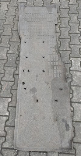 VOLVO FH12 FH13 ОБЛИЦОВКА ЗВУКОИЗОЛЯЦИЯ КАБИНЫ РЕЗИНОВЫЙ ПОЛ СПРАВА (20360698)