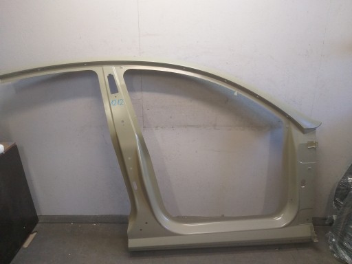 THRESHOLD PILLAR RIGHT TESLA Y 1512000-SC-A