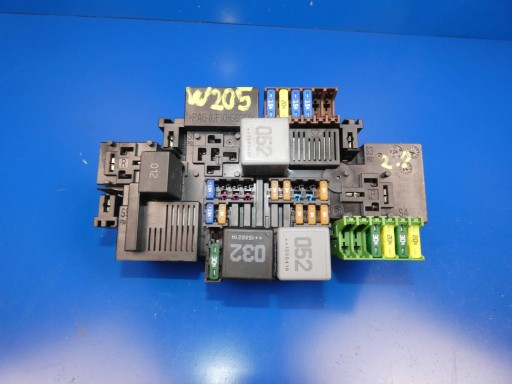 MERCEDES C KLASA W205 GLC W253 S W222 compartment of fuses module