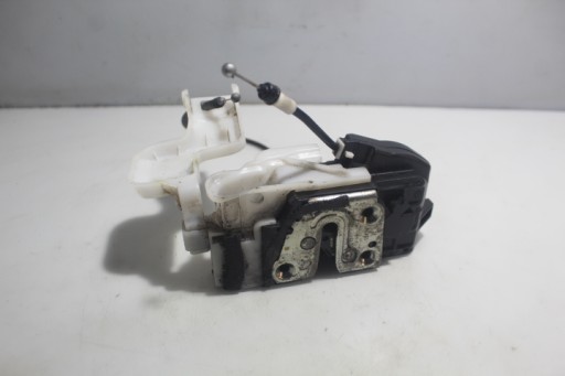 ЗАМОК ПЕРЕДНЕЙ ПРАВОЙ ДВЕРИ KIA CEED И