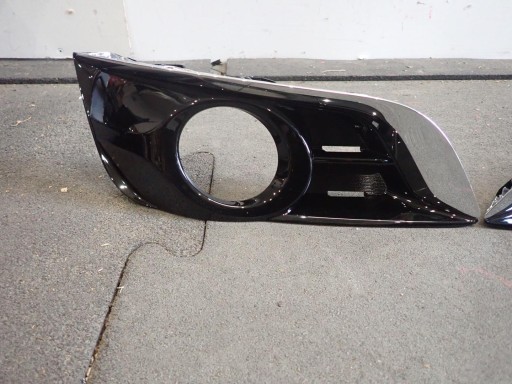 grid of a bumper right left NISSAN PULSAR 2014- 62257-3ZL0A