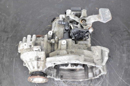 getriebe Manual VW PASSAT B6 GOLF V JETTA III TOURAN 1.9 TDI KBM