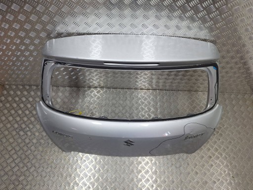 boot door SUZUKI SWIFT MK7 10