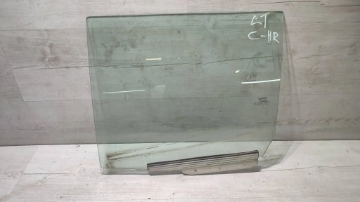 Toyota C-HR and 1.2 19r window door left rear part