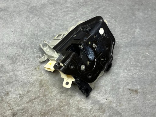 Schloß Tür rechts heck hinten AUDI A8 D4 6 PIN 8K0839016C !J