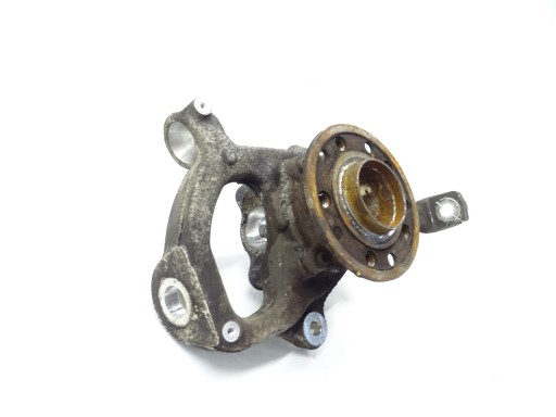 swing of the pivot left left front MERCEDES C-KLASA W205 2052100