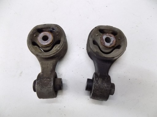 321jhgvcx233nb253 - HONDA CR-V III 06-11 2.2 Лапа подушка двигуна