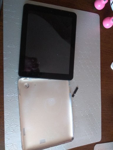 Tablet manta uszkodzony